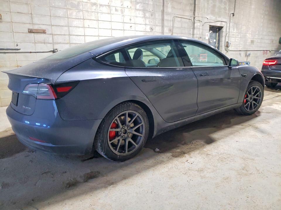 76484555 :رقم المزاد ، 5YJ3E1EC7PF608357 vin ، 2023 Tesla Model 3 مزاد بيع