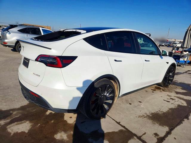 76845375 :رقم المزاد ، 7SAYGDEF7NF453224 vin ، 2022 Tesla Model Y مزاد بيع