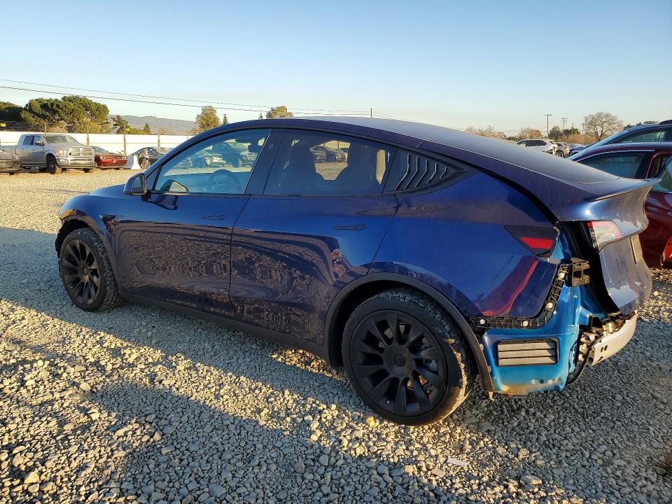 Продаж на аукціоні авто 2024 Tesla Model Y, vin: 7SAYGAEE7RF059928, номер лоту: 75880535