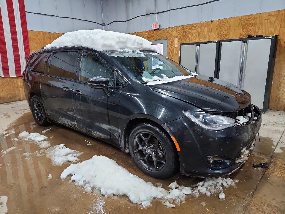 78496465 :رقم المزاد ، 2C4RC1GG6KR686674 vin ، 2019 Chrysler Pacifica مزاد بيع