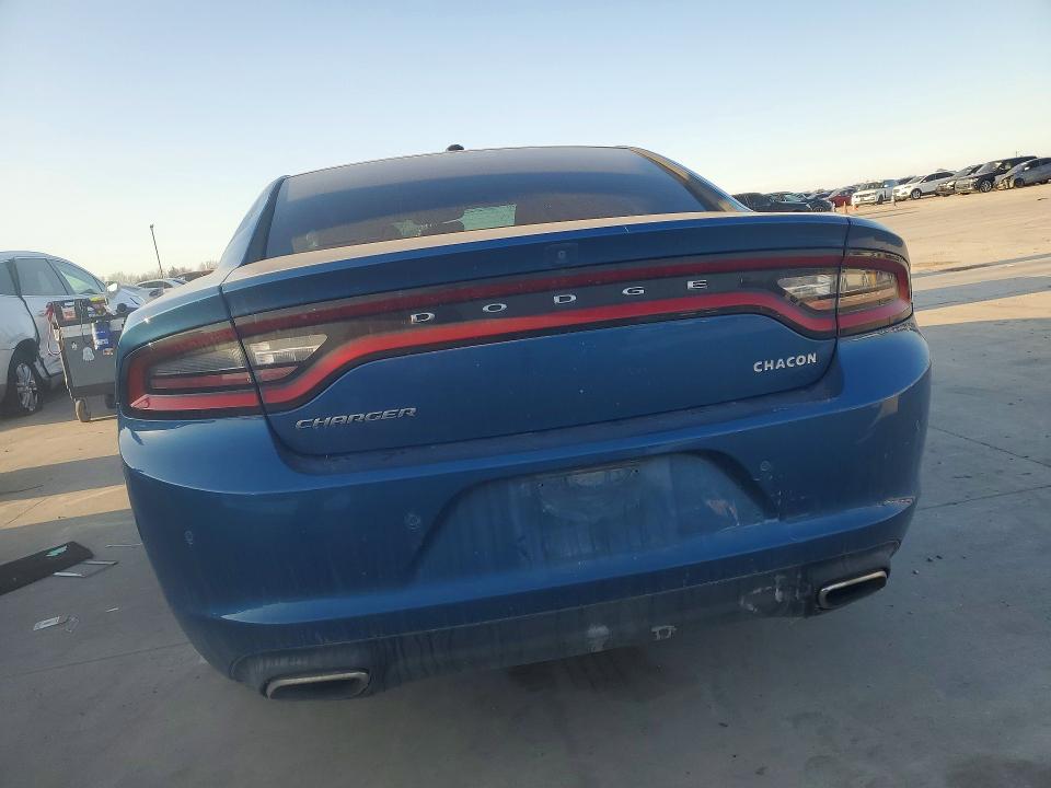 75562605 :رقم المزاد ، 2C3CDXBG7MH616983 vin ، 2021 Dodge Charger مزاد بيع