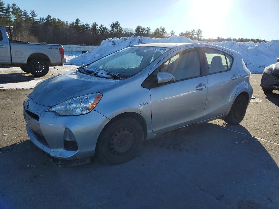 76067005 :رقم المزاد ، JTDKDTB39E1566438 vin ، 2014 Toyota Prius C مزاد بيع