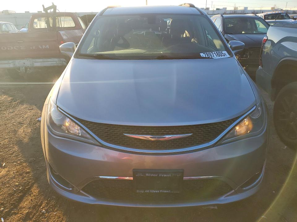Продаж на аукціоні авто 2017 Chrysler Pacifica, vin: 2C4RC1BG2HR831290, номер лоту: 78971805