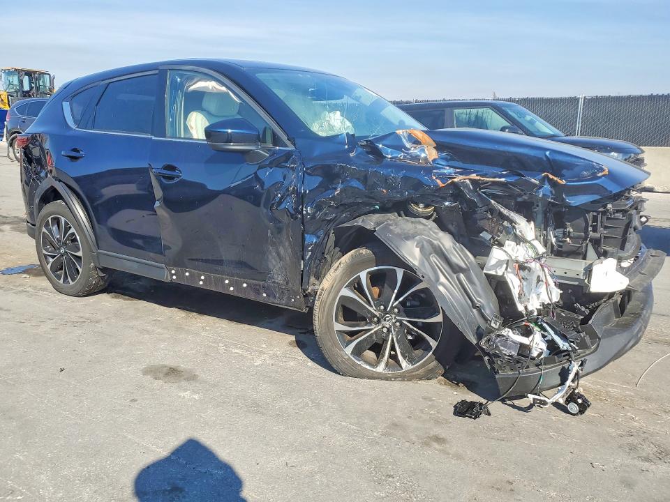 Продаж на аукціоні авто 2023 Mazda Cx-5, vin: JM3KFBDM7P0210564, номер лоту: 78964005