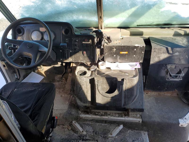 Auction sale of the 2005 Freightliner Chassis, vin: 4UZAANBW65CU21349, lot number: 77104655