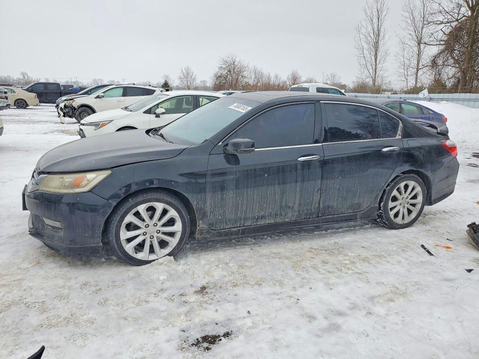 76800165 :رقم المزاد ، 1HGCR3F92FA801625 vin ، 2015 Honda Accord مزاد بيع