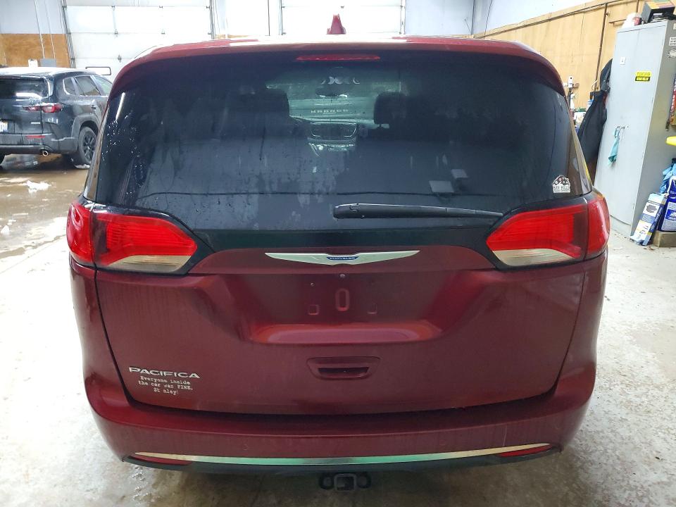 76901325 :رقم المزاد ، 2C4RC1FG1JR295299 vin ، 2018 Chrysler Pacifica مزاد بيع