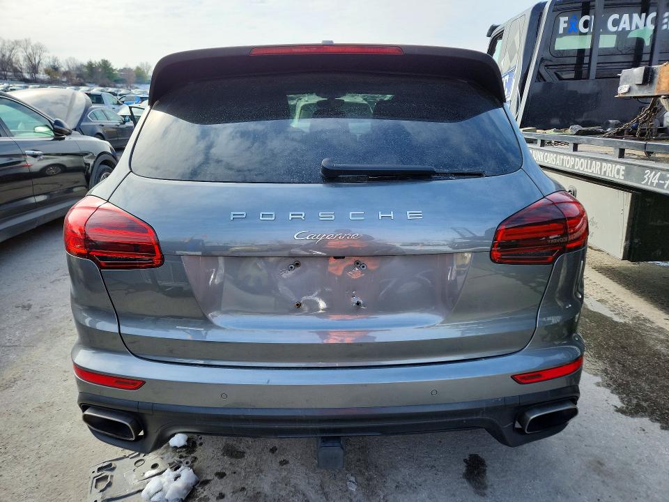 Auction sale of the 2017 Porsche Cayenne, vin: WP1AA2A26HKA92064, lot number: 74912505