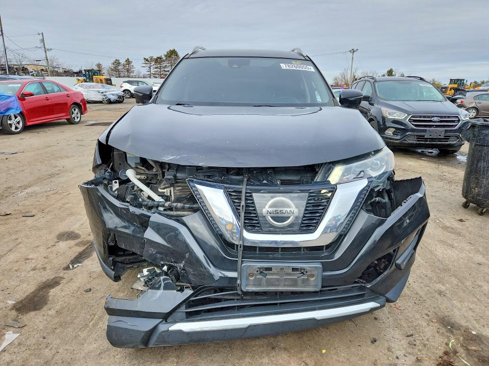 Auction sale of the 2017 Nissan Rogue, vin: JN8AT2MV1HW279713, lot number: 78260055