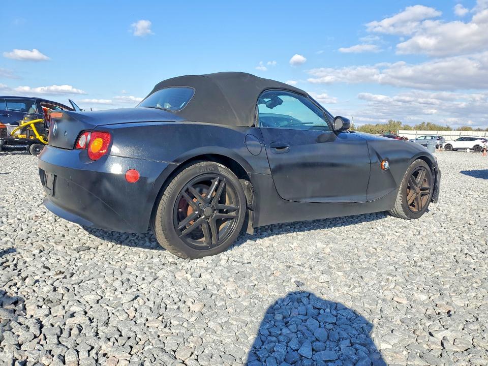 76142235 :رقم المزاد ، 4USBT334X3LS43540 vin ، 2003 Bmw Z4 2.5 مزاد بيع