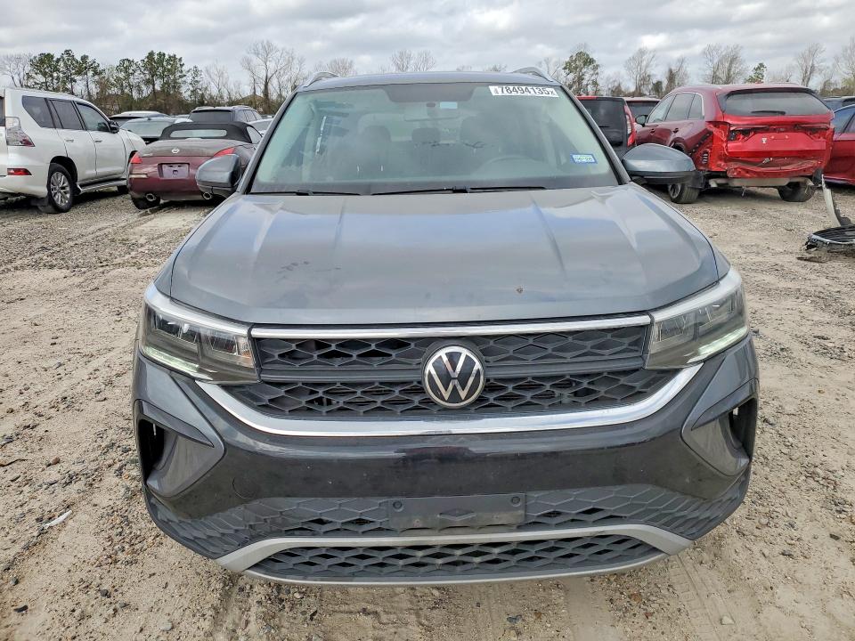 78494135 :رقم المزاد ، 3VVTX7B25NM071359 vin ، 2022 Volkswagen Taos مزاد بيع