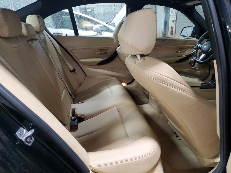 79043095 :رقم المزاد ، WBA8A3C50GK688781 vin ، 2016 Bmw 320 مزاد بيع