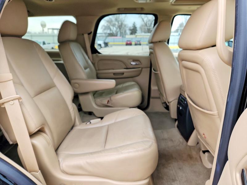 2014 Cadillac Escalade მანქანა იყიდება აუქციონზე, vin: 1GYS3CEFXER243102, აუქციონის ნომერი: 77184505