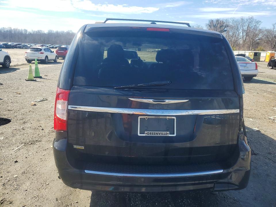 77585945 :رقم المزاد ، 2C4RC1BG7GR281826 vin ، 2016 Chrysler Town & Country مزاد بيع