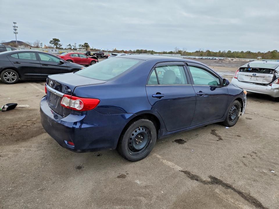 78499795 :رقم المزاد ، 2T1BU4EEXDC104435 vin ، 2013 Toyota Corolla مزاد بيع