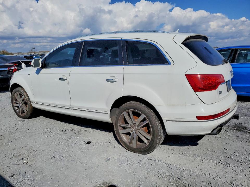 2015 Audi Q7 მანქანა იყიდება აუქციონზე, vin: WA1LGAFE5FD001013, აუქციონის ნომერი: 77323255