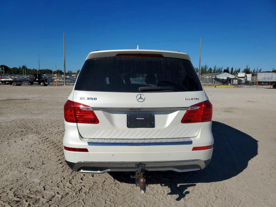 Продаж на аукціоні авто 2015 Mercedes-benz Gl, vin: 4JGDF2EE5FA587813, номер лоту: 75966425