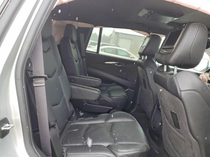 75881805 :رقم المزاد ، 1GYS4DKJ5HR203574 vin ، 2017 Cadillac Escalade مزاد بيع