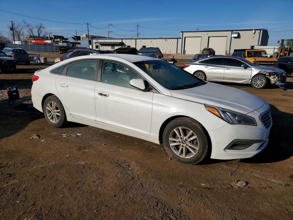 2015 Hyundai Sonata მანქანა იყიდება აუქციონზე, vin: 5NPE24AF7FH235677, აუქციონის ნომერი: 78444205