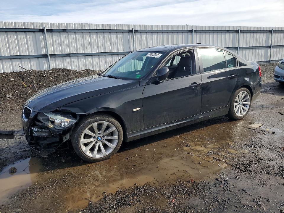 78542945 :رقم المزاد ، WBAPH7G50BNM56004 vin ، 2011 Bmw 328 مزاد بيع