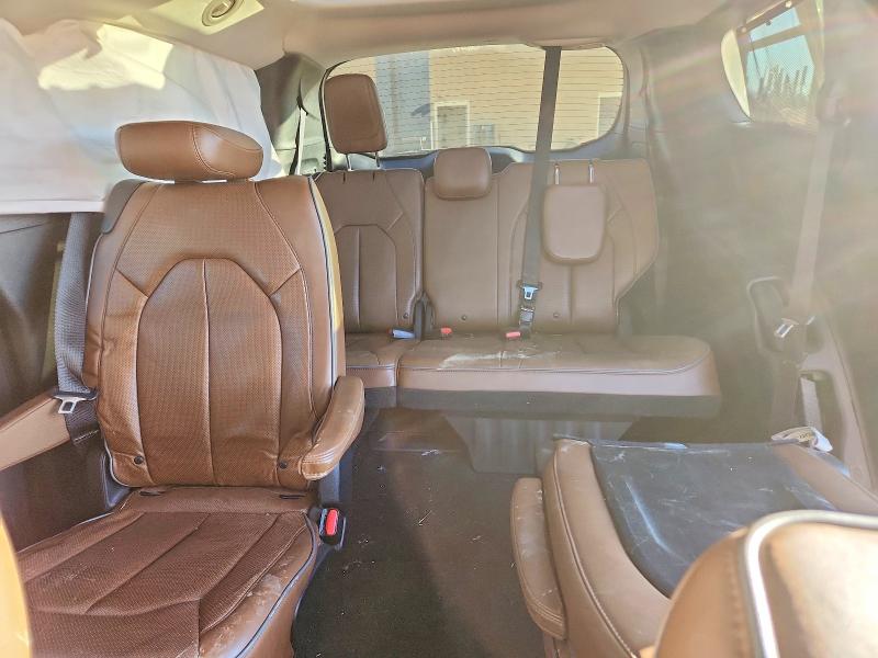 2018 Chrysler Pacifica მანქანა იყიდება აუქციონზე, vin: 2C4RC1GGXJR318352, აუქციონის ნომერი: 78710145