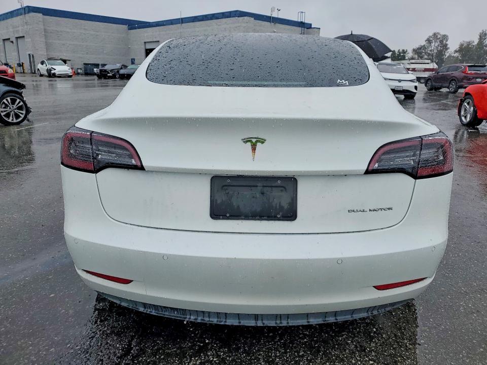 Продажа на аукционе авто 2022 Tesla Model 3, vin: 5YJ3E1EB3NF193915, номер лота: 77421665
