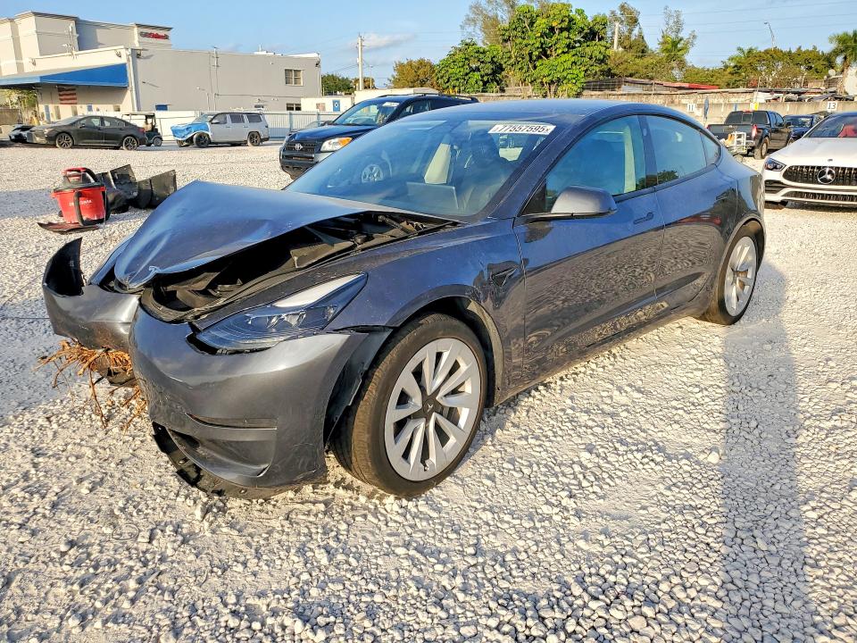 Продажа на аукционе авто 2023 Tesla Model 3, vin: 5YJ3E1EA0PF563230, номер лота: 77557595