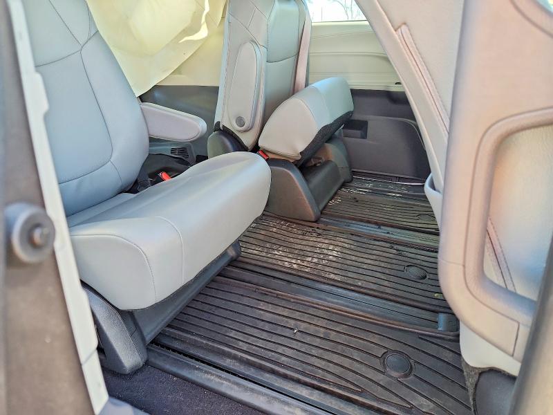 79356815 :رقم المزاد ، 5TDYSKFC8RS124909 vin ، 2024 Toyota Sienna مزاد بيع