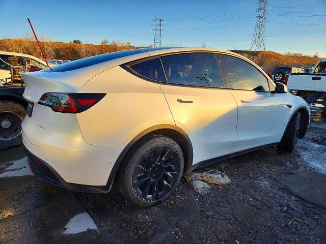 76377725 :رقم المزاد ، 5YJYGDEE1MF267181 vin ، 2021 Tesla Model Y مزاد بيع