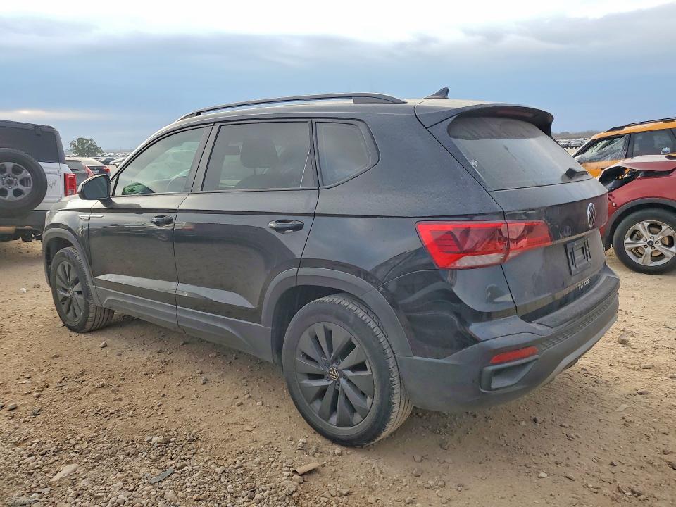 76837725 :رقم المزاد ، 3VVDX7B23NM056041 vin ، 2022 Volkswagen Taos مزاد بيع