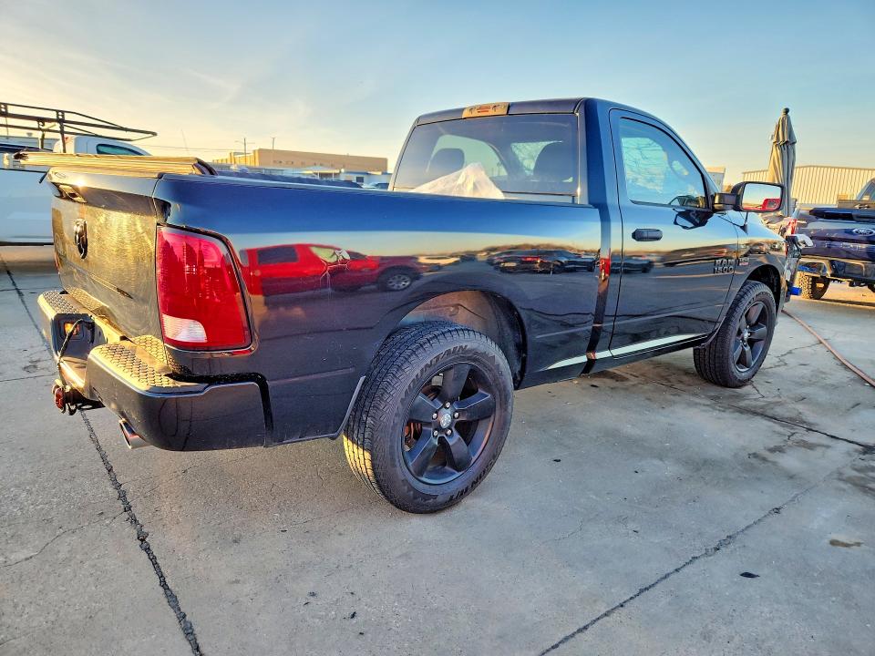 76041855 :رقم المزاد ، 3C6JR6AT6GG206295 vin ، 2016 Ram 1500 مزاد بيع