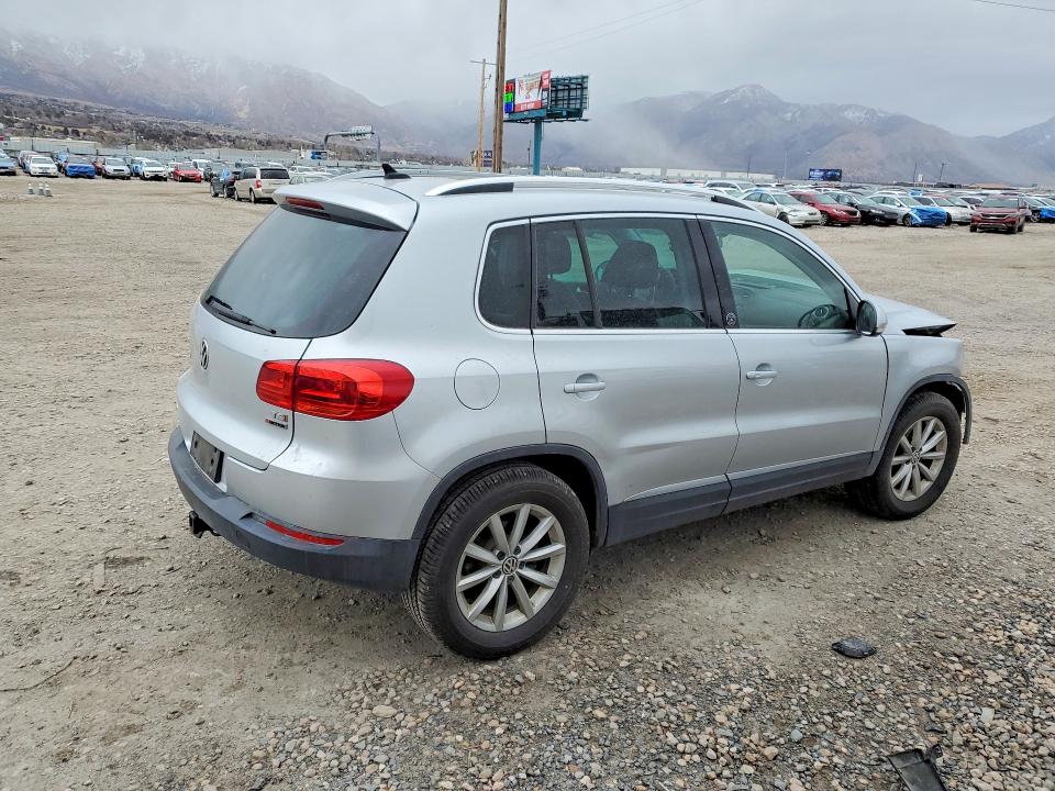 Aukcja sprzedaży 2017 Volkswagen Tiguan, vin: WVGSV7AX8HK011127, numer aukcji: 76987775
