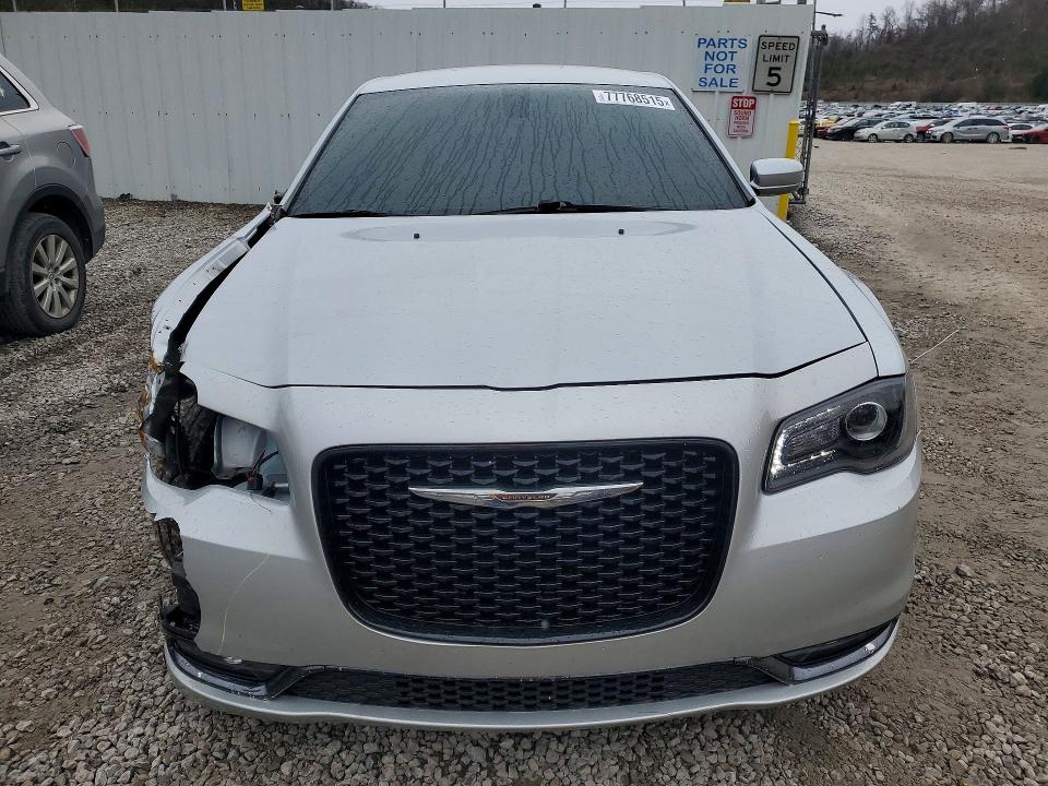 2020 Chrysler 300 მანქანა იყიდება აუქციონზე, vin: 2C3CCAGG5LH148310, აუქციონის ნომერი: 77768515