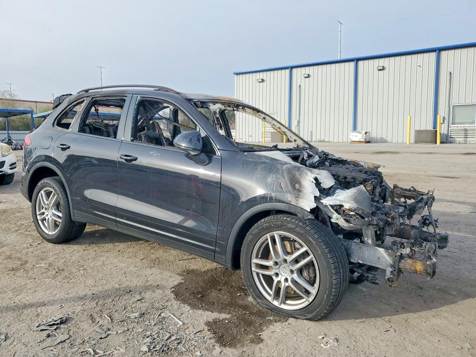 Продажа на аукционе авто 2016 Porsche Cayenne, vin: WP1AA2A20GKA14748, номер лота: 77010515
