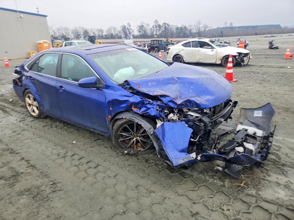 Продажа на аукционе авто 2015 Toyota Camry, vin: 4T1BF1FK3FU964286, номер лота: 75950835