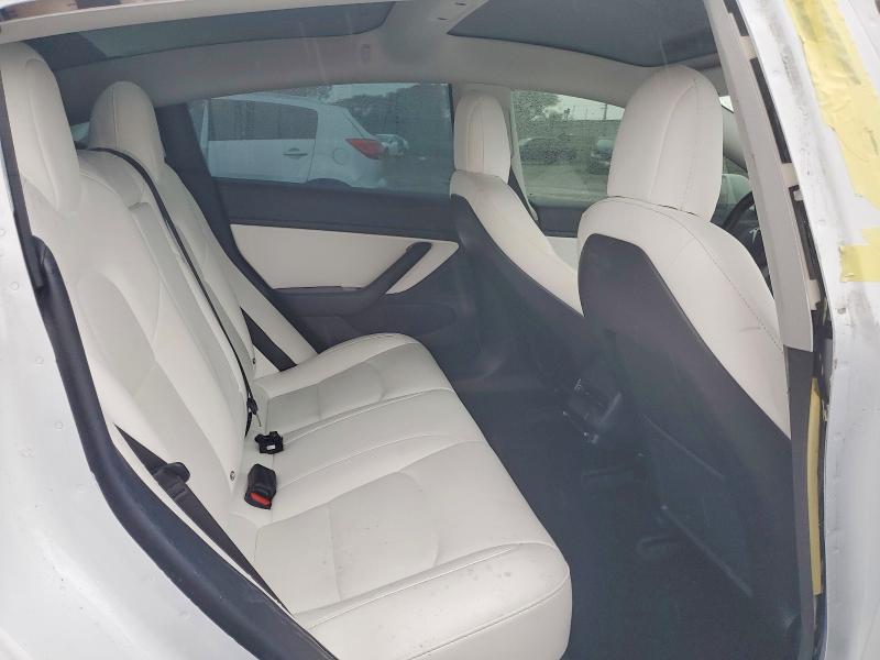 Продажа на аукционе авто 2018 Tesla Model 3, vin: 5YJ3E1EB1JF135568, номер лота: 75196935