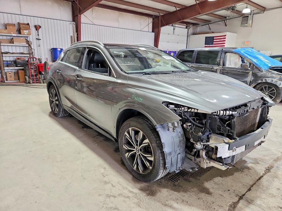 2017 Infiniti Qx30 მანქანა იყიდება აუქციონზე, vin: SJKCH5CR9HA024023, აუქციონის ნომერი: 74135215
