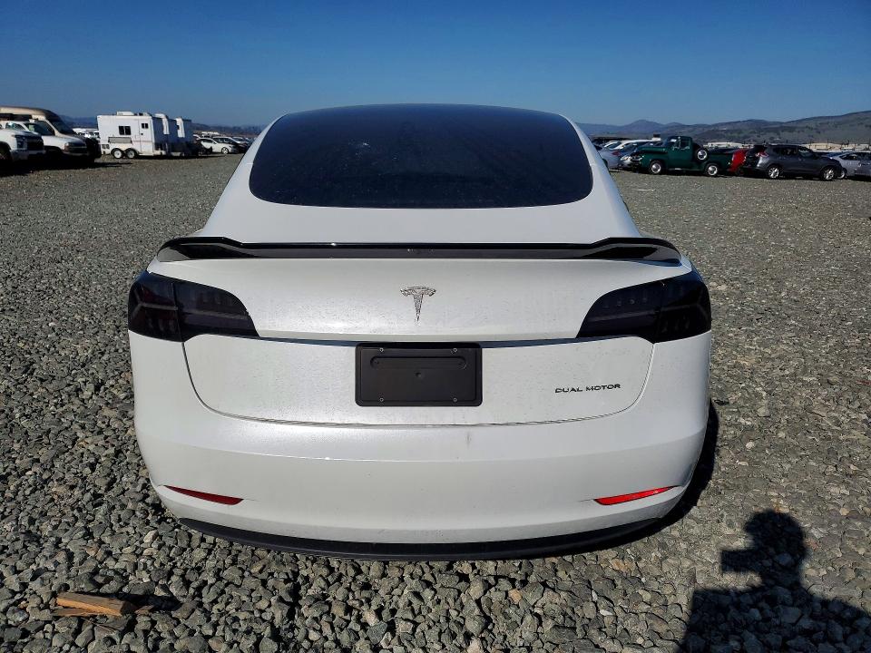 Продажа на аукционе авто 2023 Tesla Model 3, vin: 5YJ3E1EB8PF386578, номер лота: 76439905