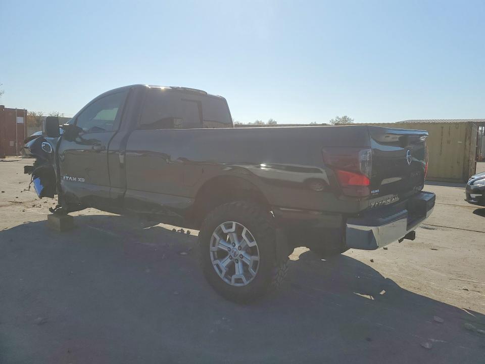 76874905 :رقم المزاد ، 1N6BA1RP1HN512664 vin ، 2017 Nissan Titan Xd مزاد بيع