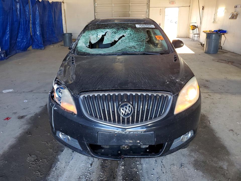 76869605 :رقم المزاد ، 1G4PT5SV8D4205944 vin ، 2013 Buick Verano مزاد بيع