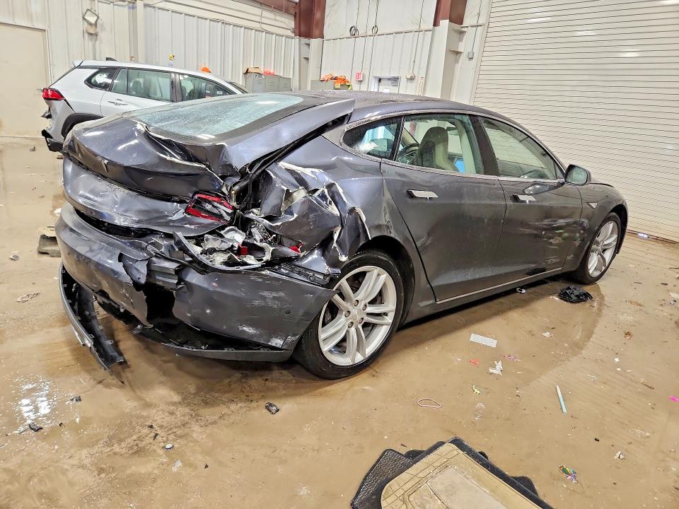 Aukcja sprzedaży 2015 Tesla Model S, vin: 5YJSA1E15FF114115, numer aukcji: 75616325