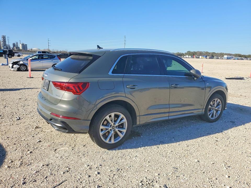 Aukcja sprzedaży 2021 Audi Q3, vin: WA1DECF34M1148121, numer aukcji: 77398575