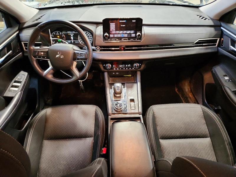 77764785 :رقم المزاد ، JA4J4TA89NZ617411 vin ، 2022 Mitsubishi Outlander مزاد بيع
