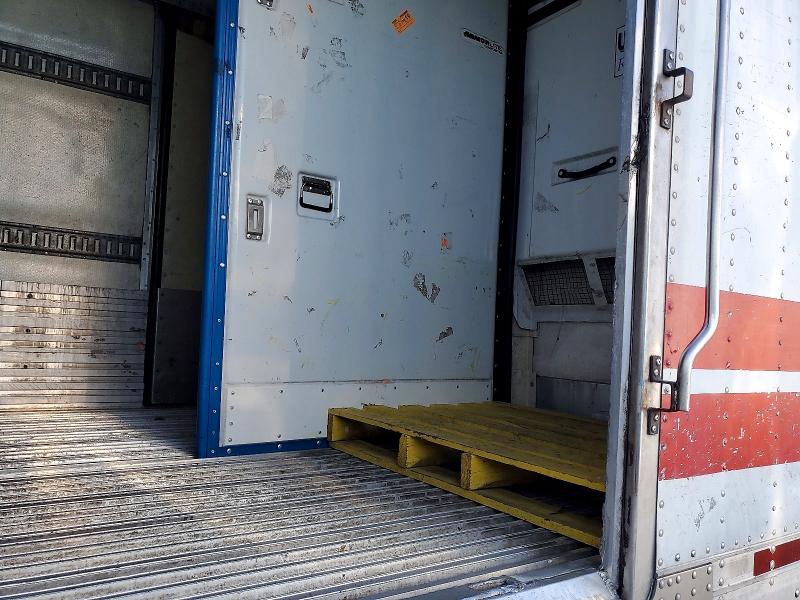 Продажа на аукционе авто 2006 Utility Reefer Trailer, vin: 1UYVS24856U783704, номер лота: 76157435