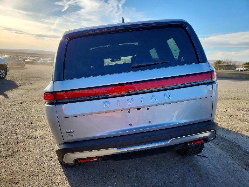 75835515 :رقم المزاد ، 7PDSGBBA1SN064469 vin ، 2025 Rivian R1s مزاد بيع