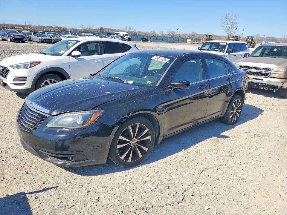 Продажа на аукционе авто 2014 Chrysler 200, vin: 1C3CCBBG4EN180317, номер лота: 78447225