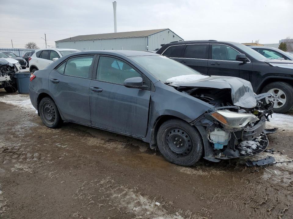 78336655 :رقم المزاد ، 2T1BURHE1FC239945 vin ، 2015 Toyota Corolla مزاد بيع
