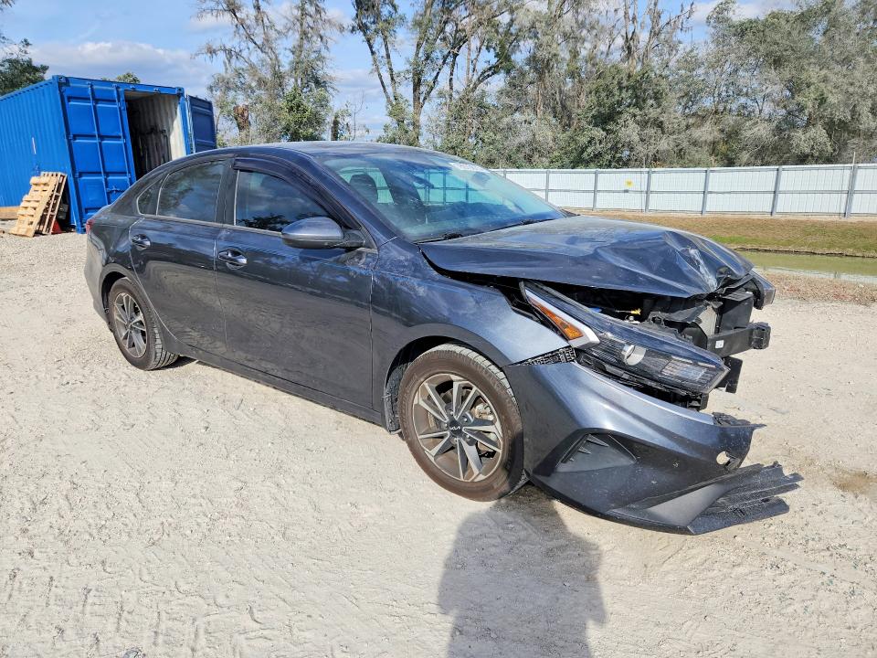 2023 Kia Forte მანქანა იყიდება აუქციონზე, vin: 3KPF24AD1PE681963, აუქციონის ნომერი: 78979875