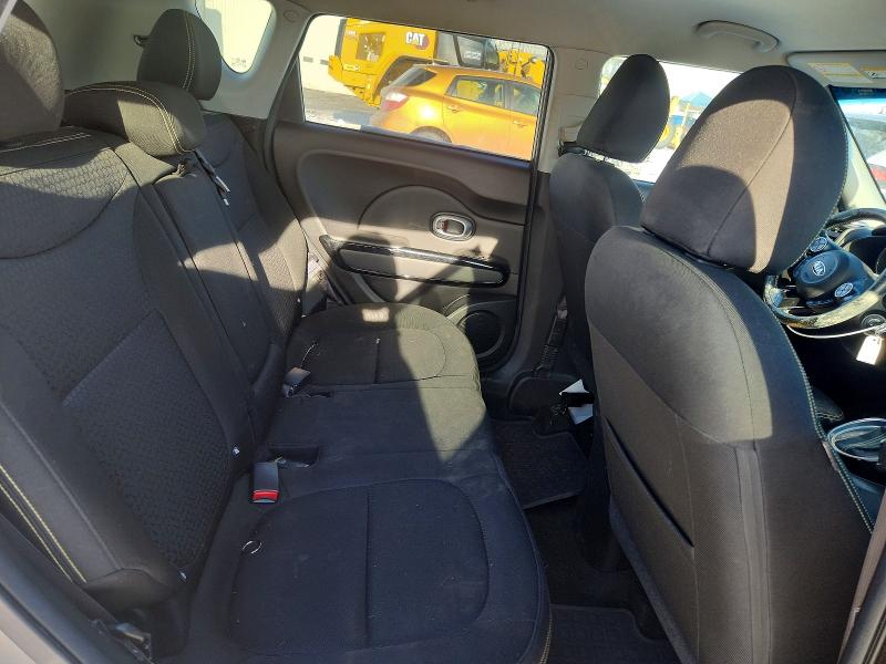 77545925 :رقم المزاد ، KNDJP3A56F7144485 vin ، 2015 Kia Soul مزاد بيع