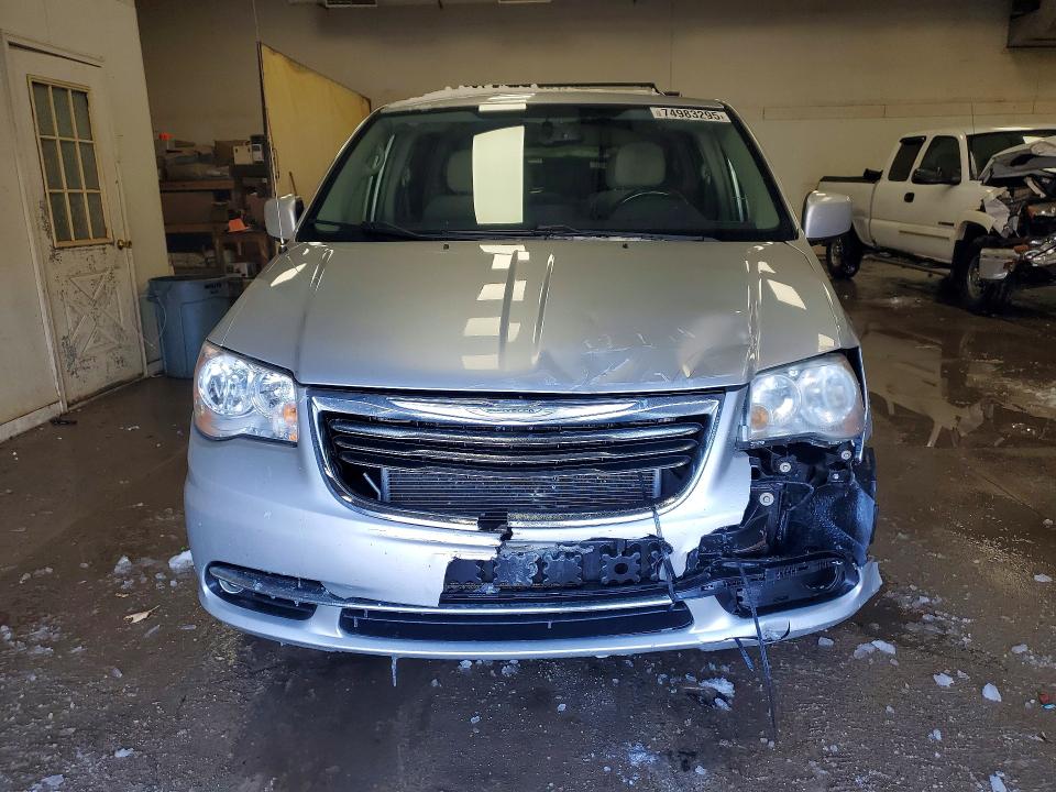 2012 Chrysler Town & Country მანქანა იყიდება აუქციონზე, vin: 2C4RC1BG9CR136992, აუქციონის ნომერი: 74983295
